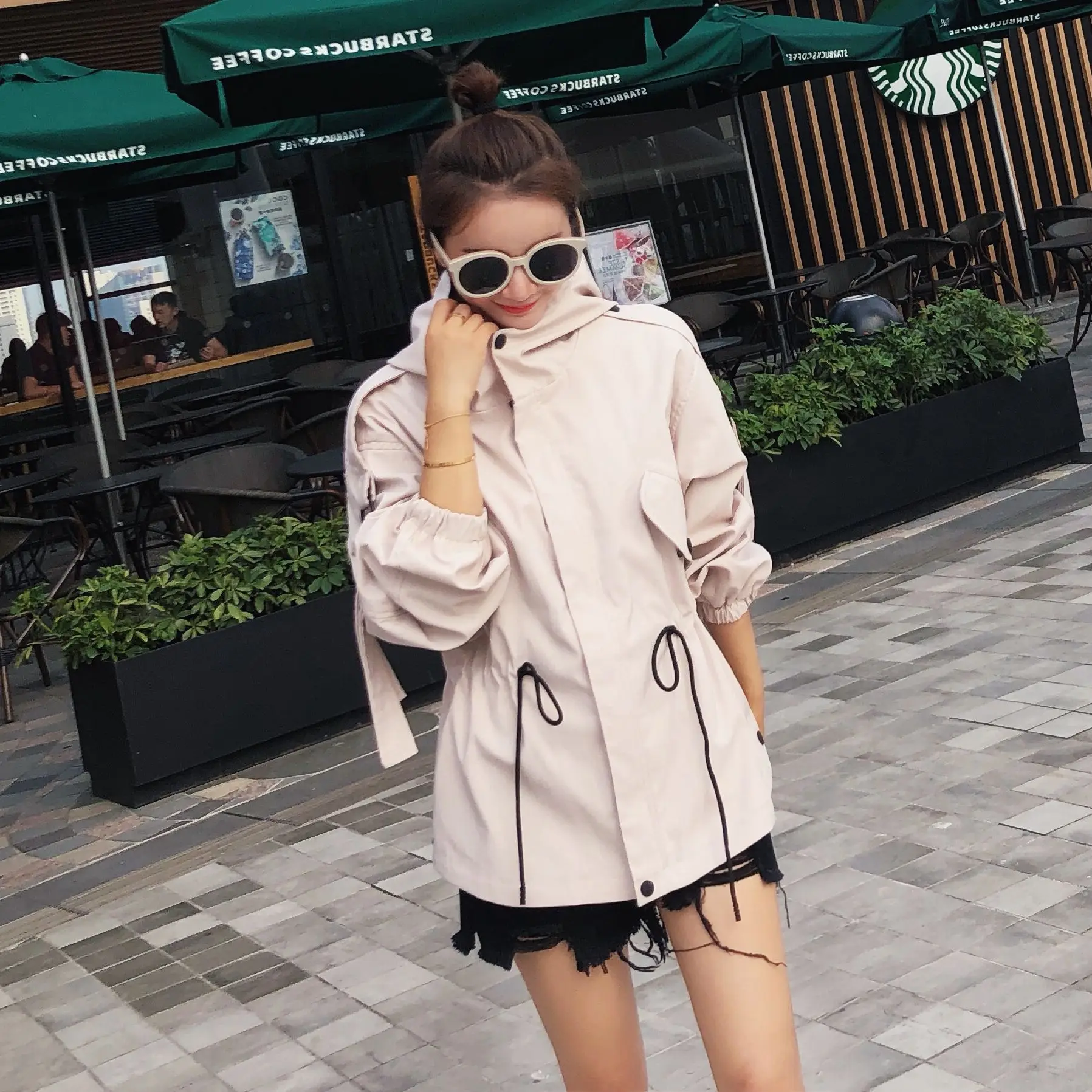 

Photo Shoot 2018 Autumn New Style Korean-style WOMEN'S Wear-Style Retro CHIC Drawstring Waist Hugging Short Hooded Trench Coat