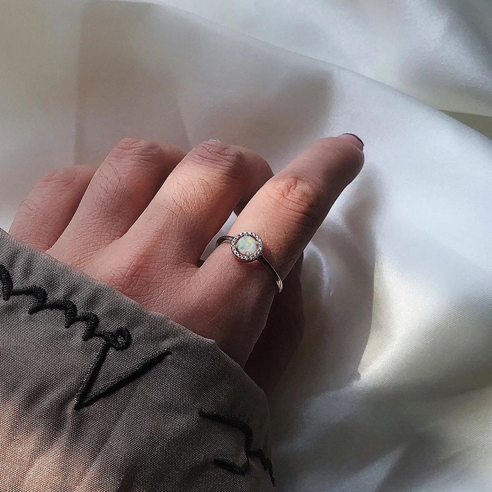 ZHOUYANG Ring For Women 4mm Small OPAL STONE Simple Style Silver Color Finger Ring Fashion Jewelry Gift For Girls ZYR848 ZHOUYANG Ring For Women 4mm Small OPAL STONE Simple Style Silver Color Finger Ring Fashion Jewelry Gift For Girls ZYR848