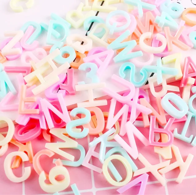 10 мм буквенные цифры подвески из смолы смешанные цвета алфавит для рукоделия