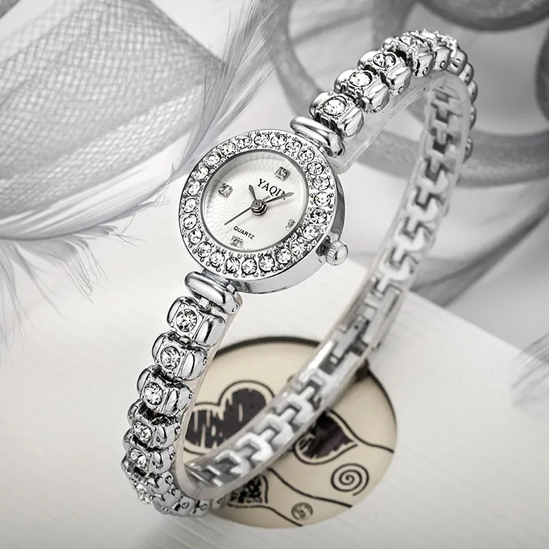 

YAQIN Luxe Merk Horloges Vrouwen Vrouwen Rvs Quartz Horloges Fashion Casual Horloges Relojes Mujer