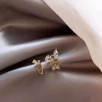 

2020 New fashion Women temperament fasymmetric fine crystal Stud Earrings contracted small metal cartoon modelling Earrings