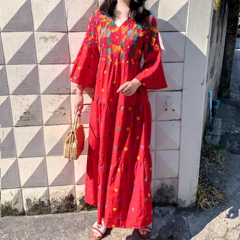 

Thailand Holiday National Style Embroidered Loose Dress Bohemian Beach Skirt Horn Sleeve Expandable Cotton and Linen Dress