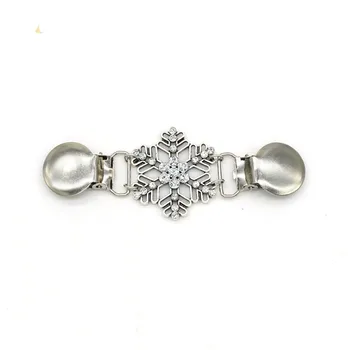 

New 1pc Cardigan Clips Snowflake Diamond Sweater Clips Cloth Shirt Collar Holder Clip Accessories High Quality