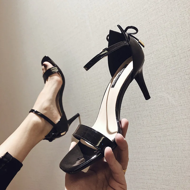 

999-3 Summer 2019 New Style High-heeled Sandals Women's Peep-Toe 7 Cm Thin Heeled A- line Buckle Black And White with Pattern-Ve