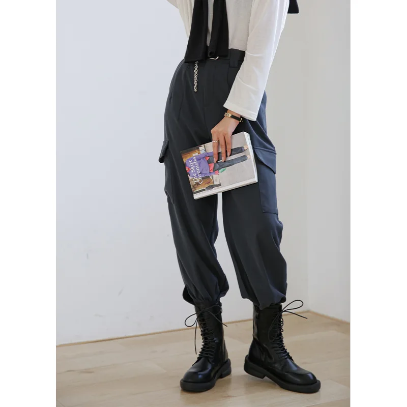 

Workwear Japanese big pockets buckle casual pants women's 2020 autumn new Korean style lazy wind straight all-match pants
