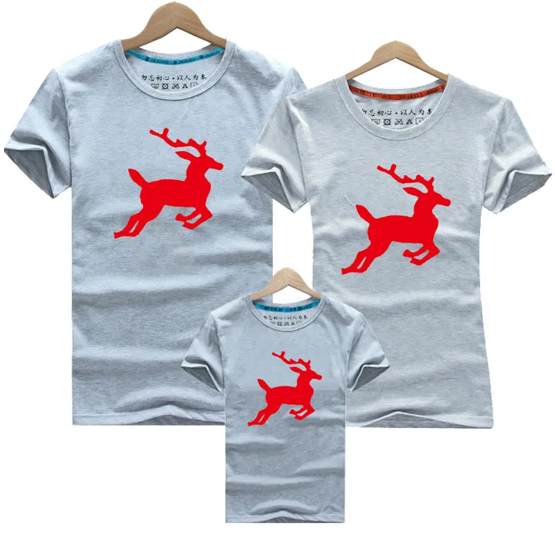 Christmas Family Look Deer Mommy and Me Clothes Christmas Matching Family Clothing Sets Mother Daughter Father Baby T-shirt