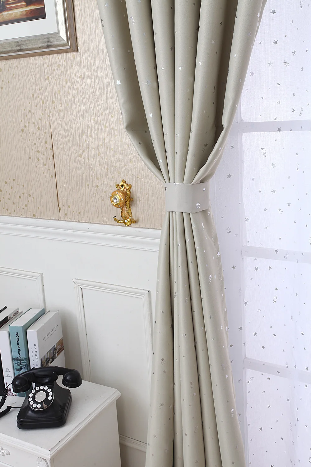 1095972229_1042572061