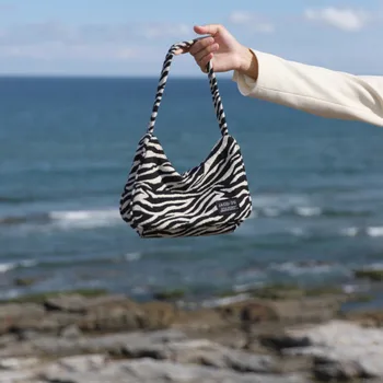 

French Niche Design Zebra Pattern Underarm Bag 2020 New Autumn Vintage Baguette Women Fashion Small Bag A695