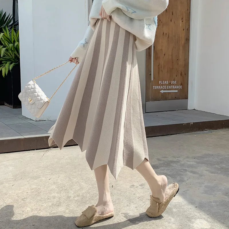 Korobov New Autumn Winter New Women Skirt Elegant Office Lady Knitted Skirts Striped Hit Color Faldas Mujer 79254