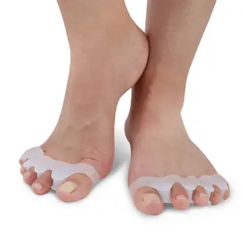 

1 Pair Toe Stretcher Gel Toe Separator Practical Compact Safe Premium Toe Straightener Rubber Toe Spacer for Sports Practice Yog
