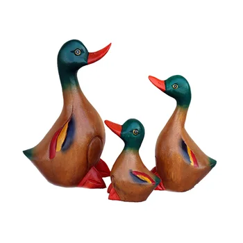 

1 Set of 3pcs Wooden Duck Ornaments Animal Crafts Desktop Adornment Sculpture for Home Decoration