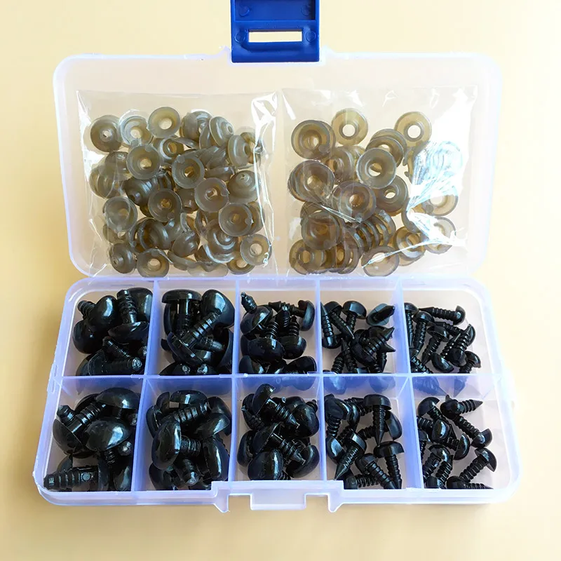100pcs/box 8/9/11/13.5/15mm Mini Black Plastic Safety Triangle Nose for Toy Doll for Teddy Dog Stuffed Animals Dolls Accessories 2