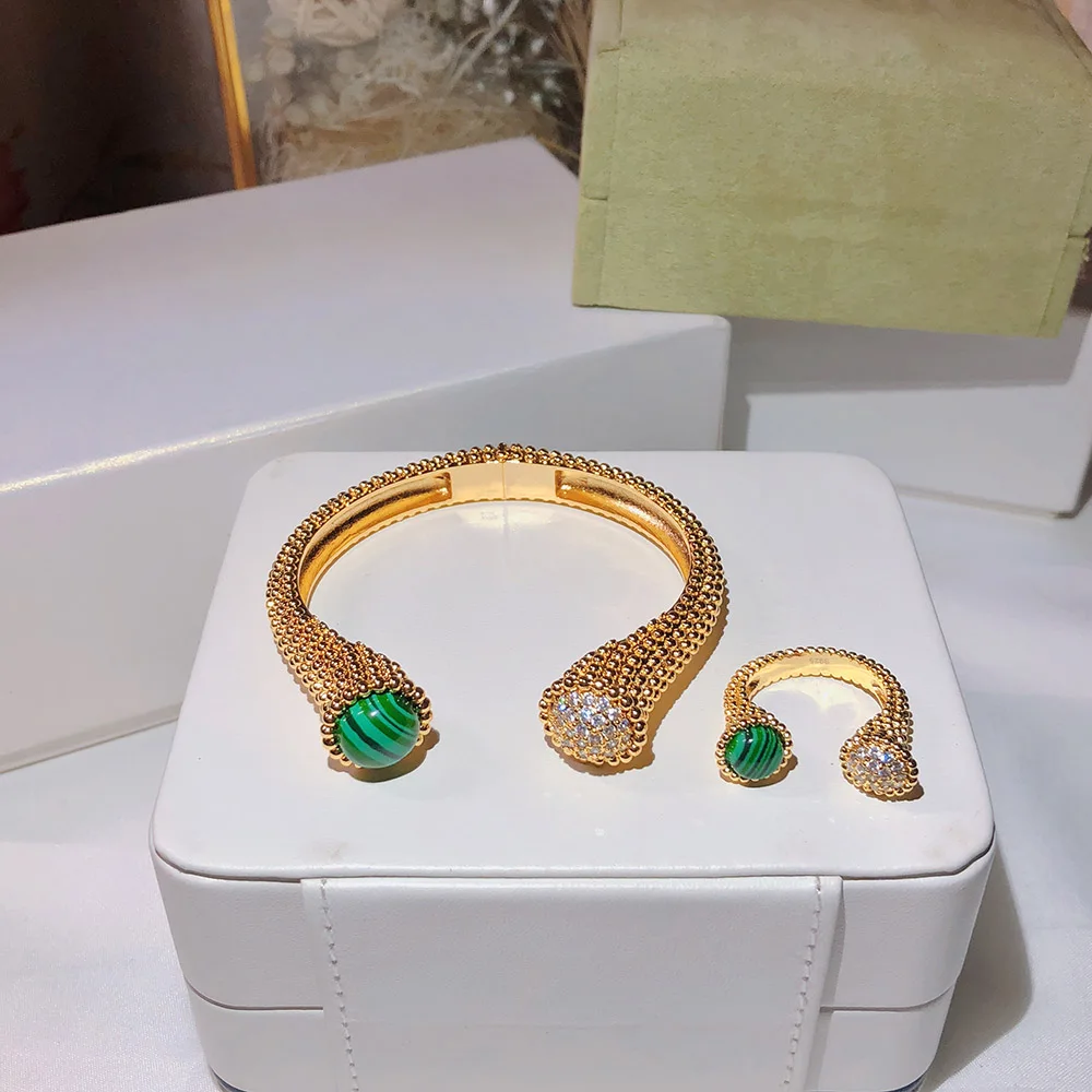 HTB1MLfMe.GF3KVjSZFoq6zmpFXau