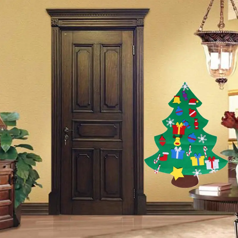Billig DIY Fühlte Weihnachten Baum Wand Hängen Spielzeug Abnehmbare DIY Kunst Abziehbilder hause tür Aufkleber dekoration Weihnachten geschenk für baby kinder