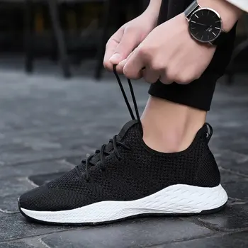 

2019 men's all black sneakers casual shoes trend running shoes mesh panel shoes men's shoes pure black work shoes