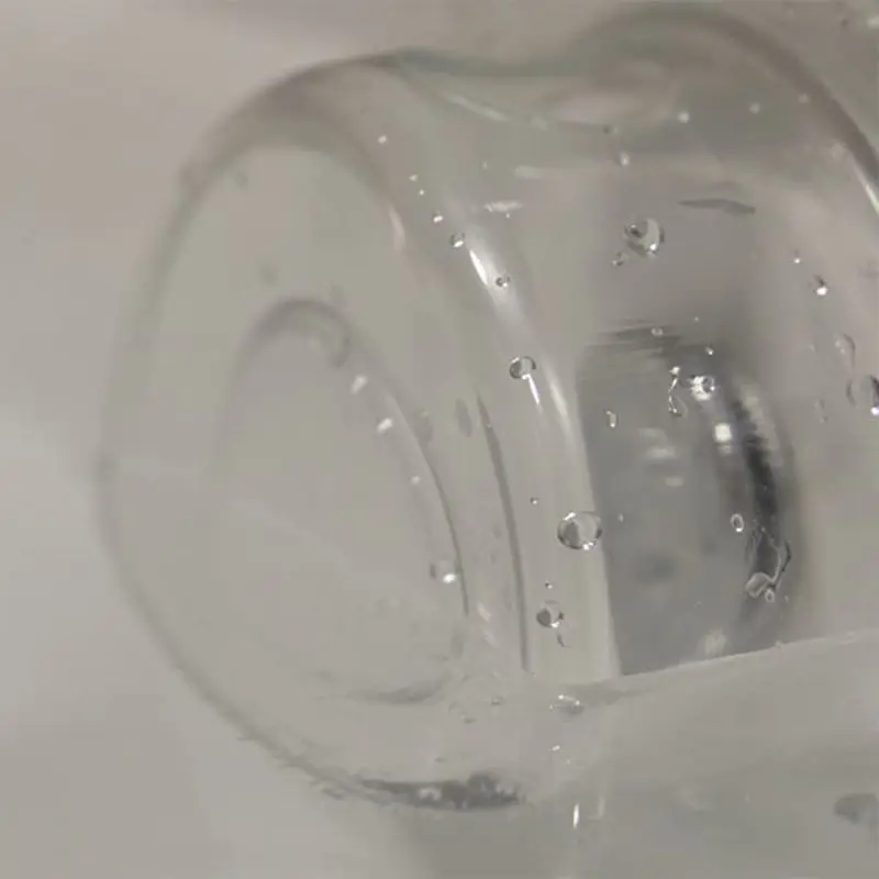 Bottomless Bath Overflow Drain Cover Adds Water to Tub