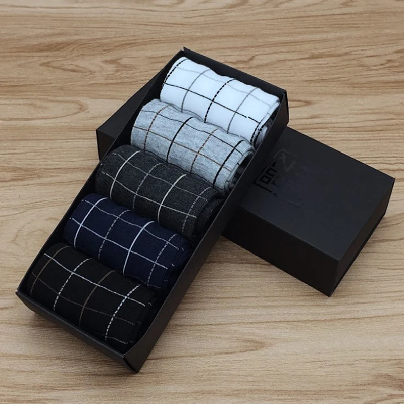 New Trend Socks Men's Long Tube Cotton of Europe Version Tide personality for Winter Autumn | Мужская одежда