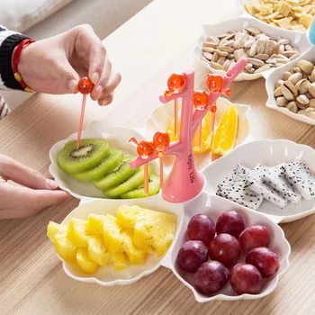 

Creative Flower And Tree Shape 5 Compartments Fruit Plate With Bird Fork Plastic Cake Snack Tray Durable Desserts Tray For Party
