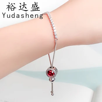 

Brilliant heart, classic button-shaped charm charm, matching tennis bracelet, brightly combined cubic zirconia embellishment