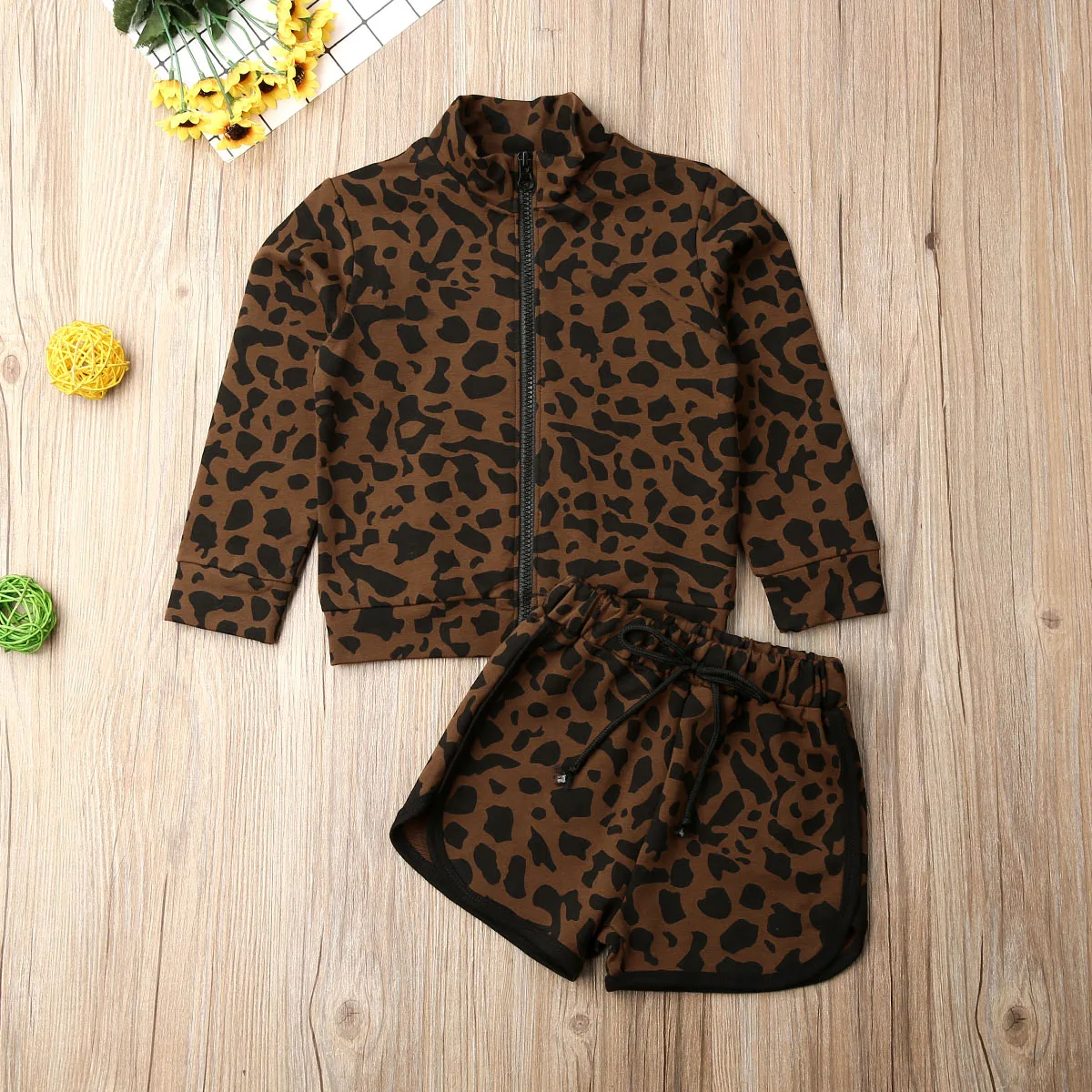 Новая леопардовая Одежда для маленьких девочек; детские топы с длинными рукавами+ короткие штаны