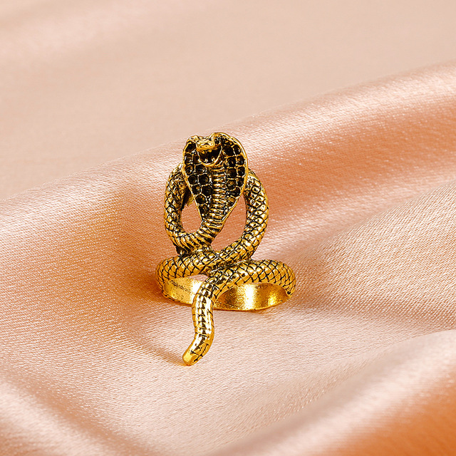 Snake Rings For Women Gold Color Black Heavy Metals Punk Rock Ring Vintage Animal Jewelry Wholesale Gifts