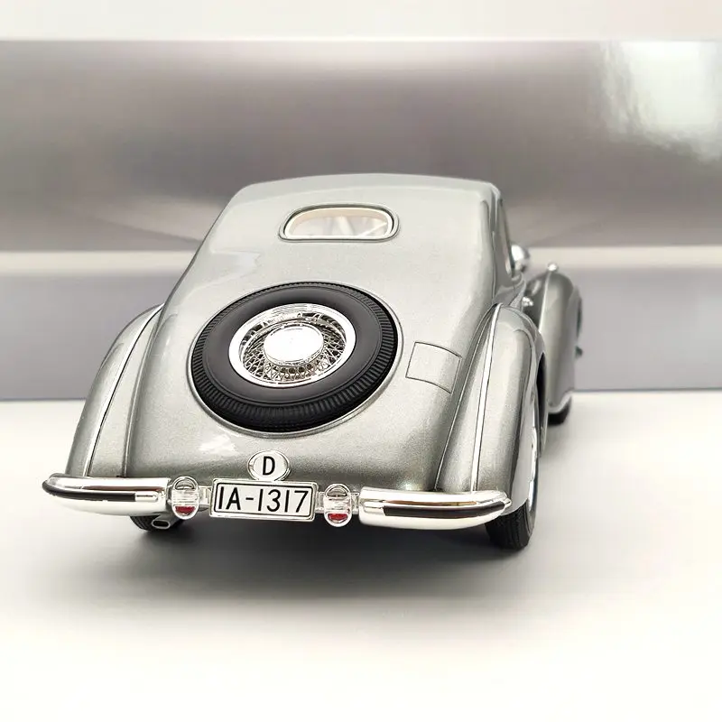 CMF 1:18 Horch 853 Spezial Coupe By Erdmann & Rossi 1937 Metallic Grey CMF18150