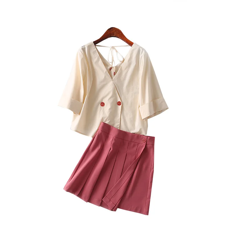 

A Generation by Age Double V-neck Bandage Cloth Shirt Pleated Skirt Two-Piece Set Entity