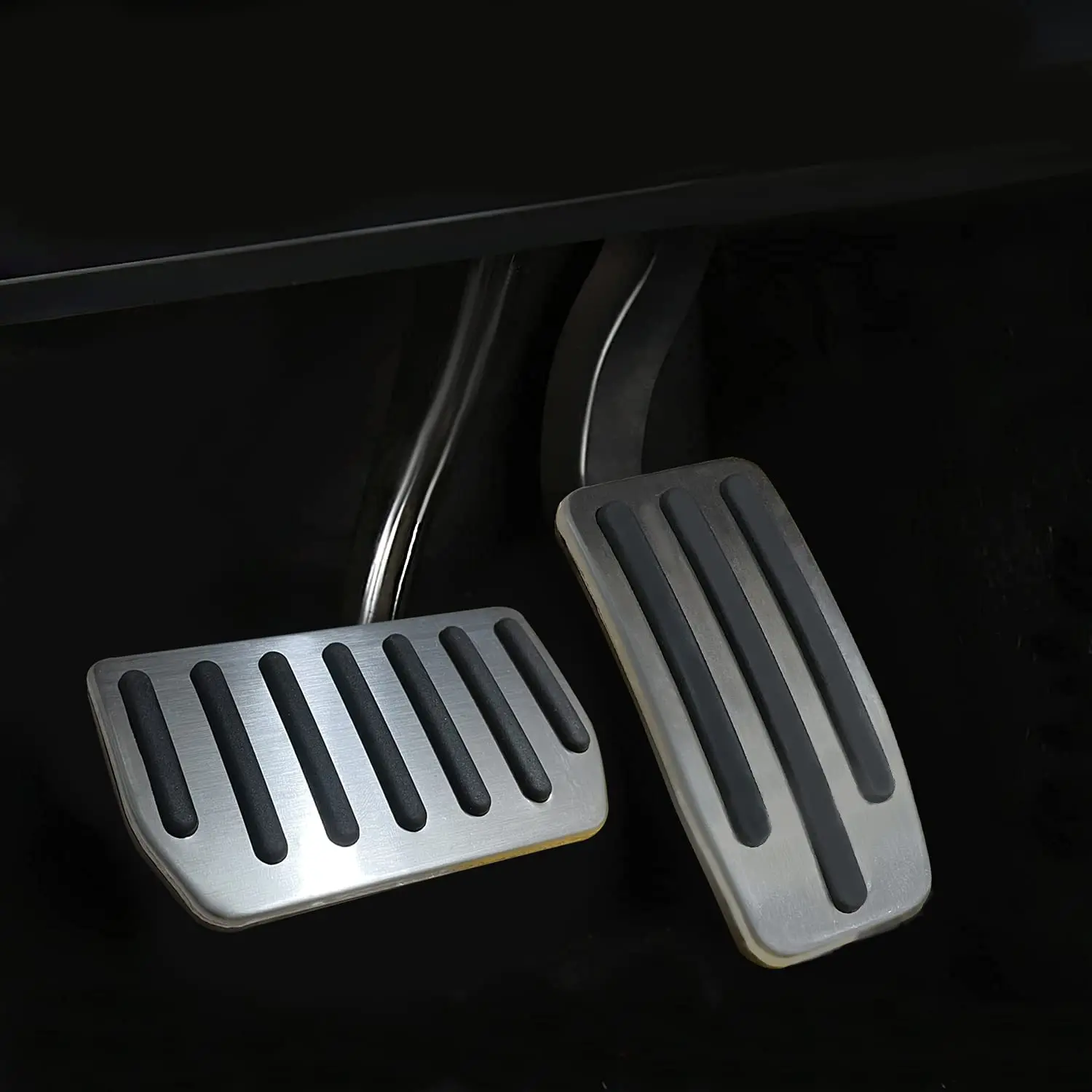 Aluminum alloy Foot Pedal Accelerator Gas Fuel Brake Pedal Rest Cover Car Styling For Tesla Model X Model S Accessories
