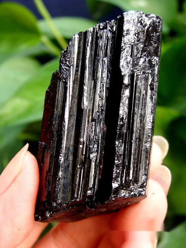 

AAA 50-200g NATURAL Black TOURMALINE CRYSTAL STONE ORIGINAL 1pc