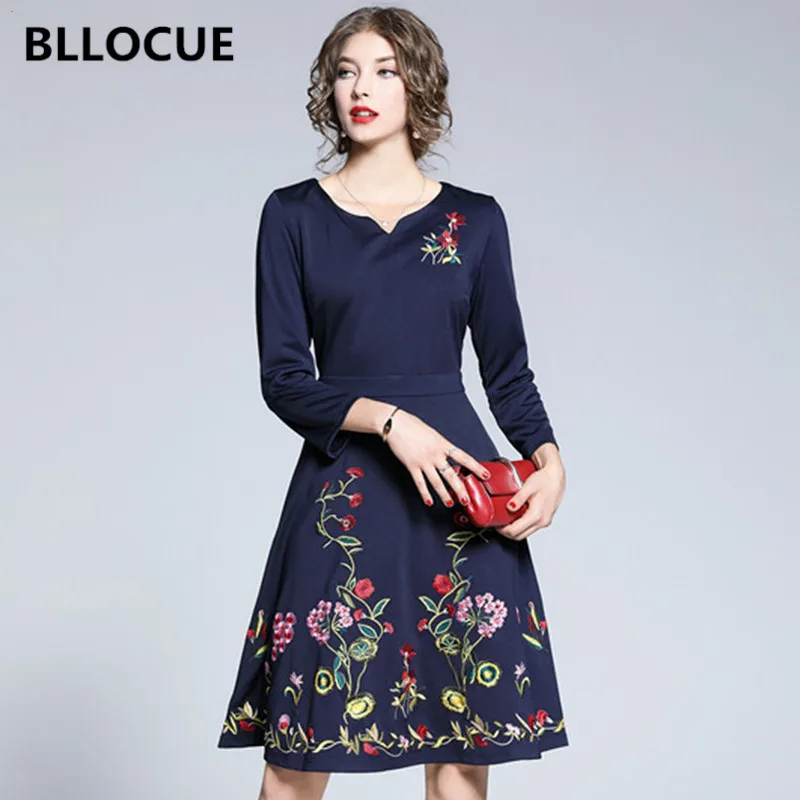 

BLLOCUE European Style Autumn Runway Designer Dress Woman Sexy V-neck Flower Embroidery Slim Party Dress