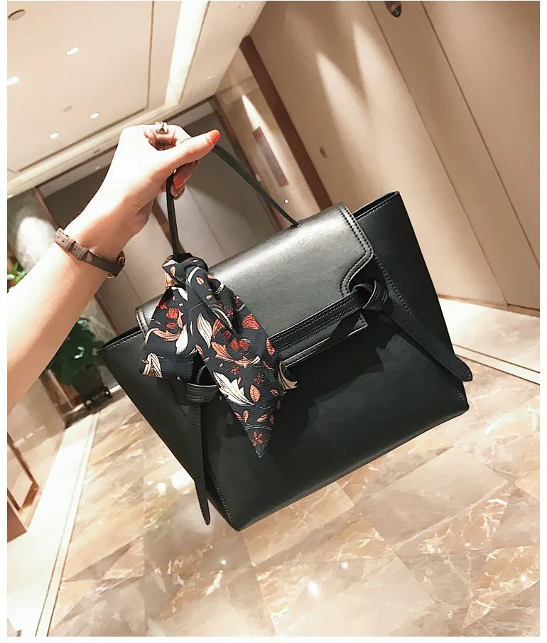 Fashion Scarves Trapeze Women Handbags Designer Shoulder Bags Luxury Pu Leather Crossbody Bag Large Capacity Totes Ladies Purses