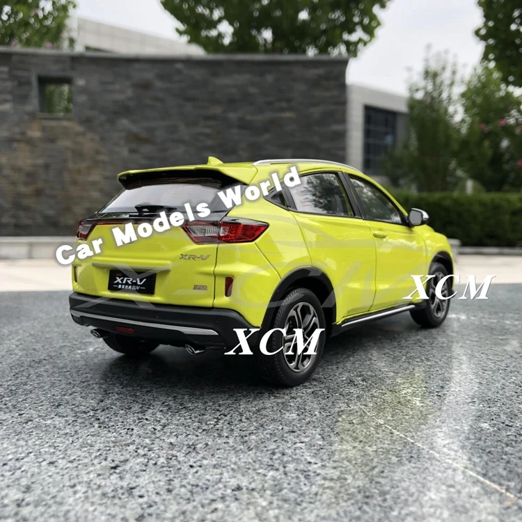 Литая под давлением модель автомобиля для нового XRV XR-V Sport Turbo 1:18(желтый)+ маленький подарок