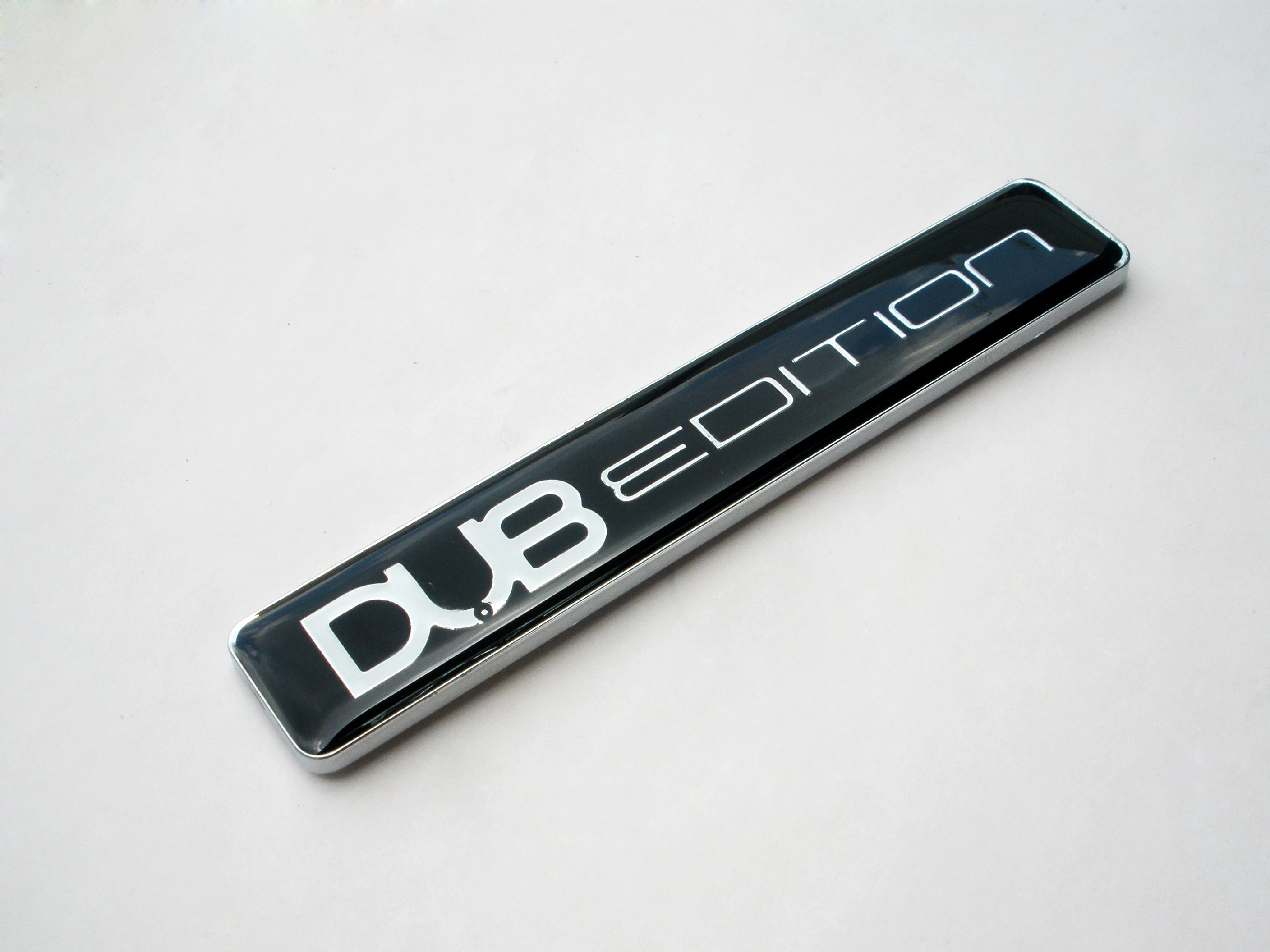 

Chrome Emblem Dub Edition car Badge For VW volkswagen T4 T5 Transporter GOLF R32 R36 GTI TURBO MK4 MK5