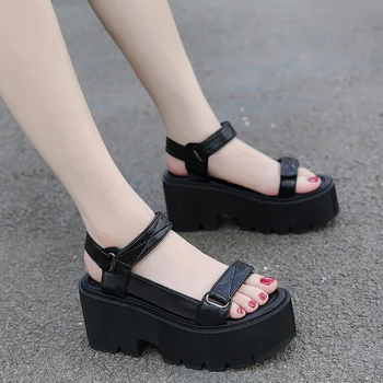 

Punk Rock Gothic Gladiator Sandals Women Chunky Block Square High Heels Platform Rome Shoes Peep Toe Motorcycle Sandals LJB159