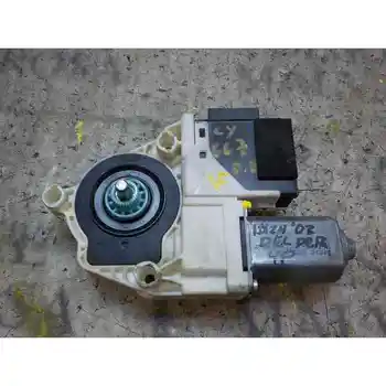 

WINDOW MOTOR FRONT RIGHT SKODA FABIA (6Y2/6Y3) 14 PINS