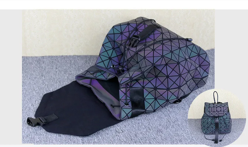 Женский рюкзак со светящимися геометрическими клетчатыми пайетками, женские рюкзаки для девочек-подростков, сумка на шнурке, голографический рюкзак