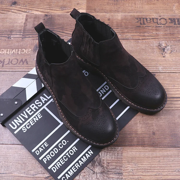 

2018 New Style Trend MEN'S SHOES Martin Boots Cotton-padded Shoes with Velvet Rubber Sole Camouflage Boots Flats Penetration Loa