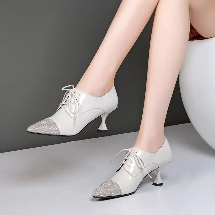 

2019 autumn gray pointed leather shoes, thin heels, high heels, pointed tie, deep mouth, single shoe head layer, cowhide 7.5cm