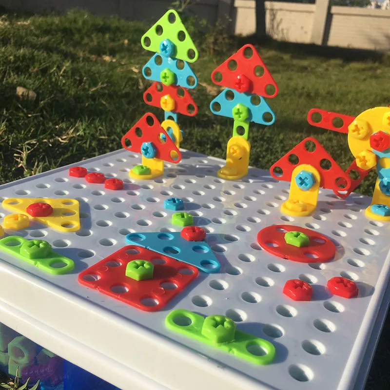 10470452031_2048545270