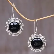 

Silver color Black Onyx Gemstone Round Shaped Rope Edge Vintage Dangle Hook Earrings