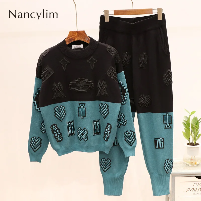 

Knitted Suit Women's Embroidery Autumn Clothing New Temperament Tracksuit Two-piece Set Small Fragrant Wind Sets Sweatsuit
