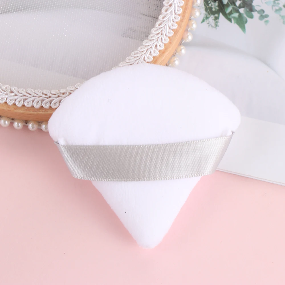 1/2 Pcs Triangle Velvet Powder Puff Flours Mini Face Makeup Sponge Cosmetics Soft Cotton Face Powder Puff Washable Lightweight