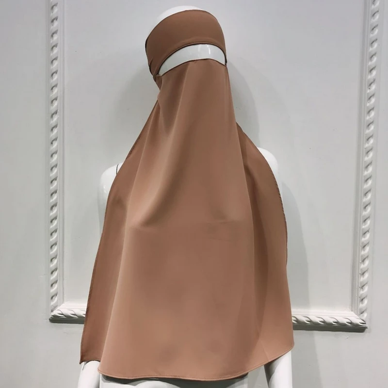 Рисунок 2 - Женская мусульманская капота Niqab Паранджа