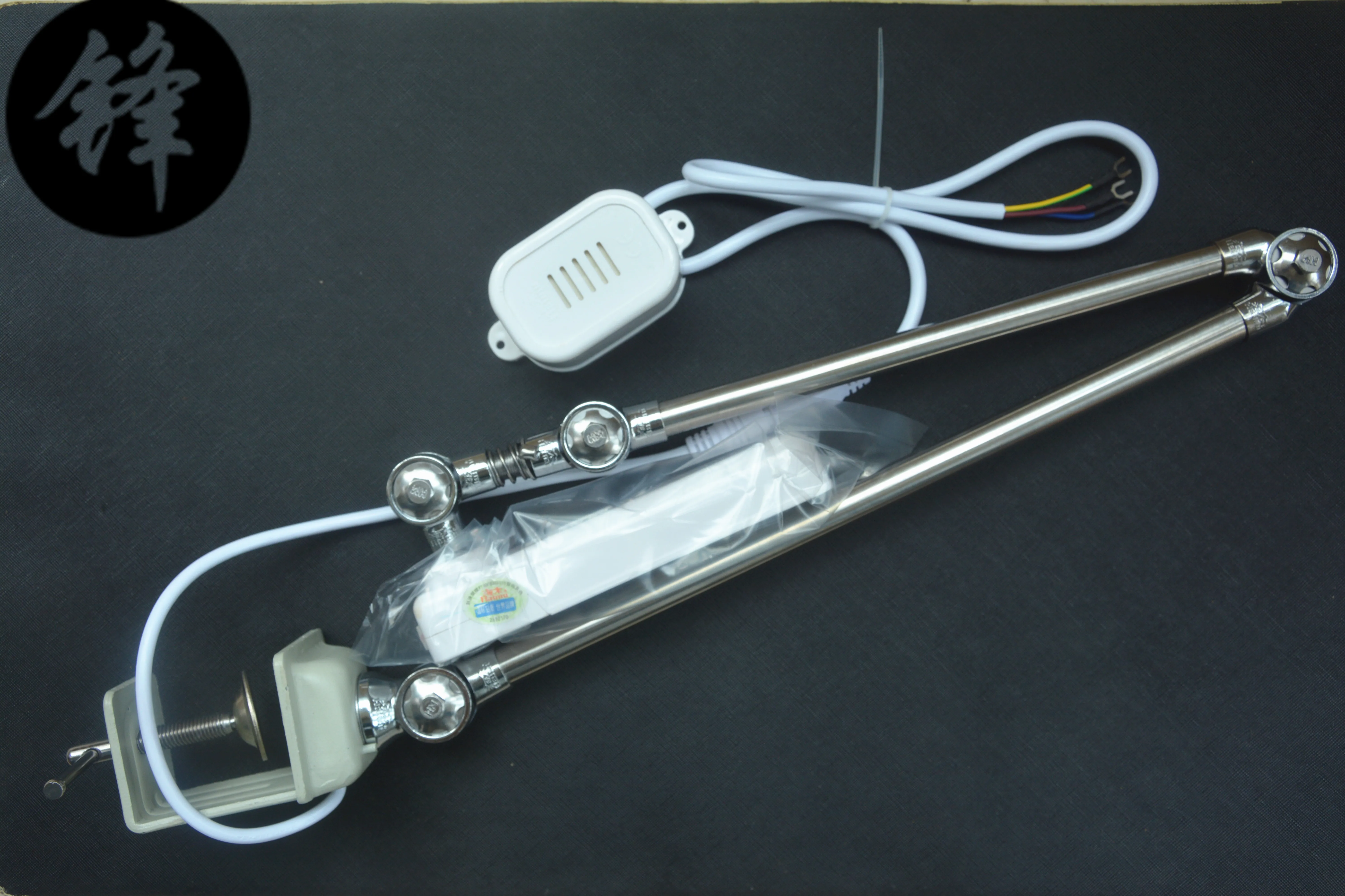 

Промышленная лампа HM-98T для швейной машины Haimu, тип зажимов Запчасти для швейных машин