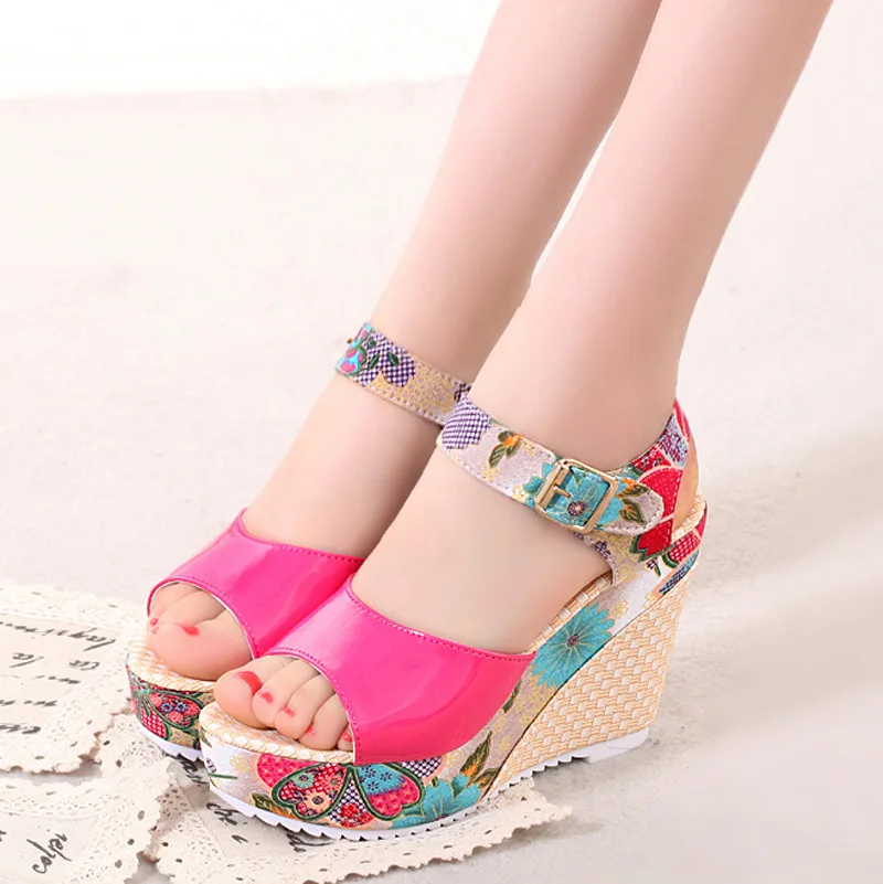 2018-Women-Sandals-Summer-Platform-Wedges-Casual-Shoes-Woman-Floral-Super-High-Heels-Open-Toe-Slippers (1)