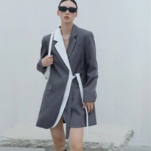 

2021 Autumn New Contrast Design Loose Suit Jacket Simple Stitching Female Gray Lace Average Size Blazers for Women Office Lady