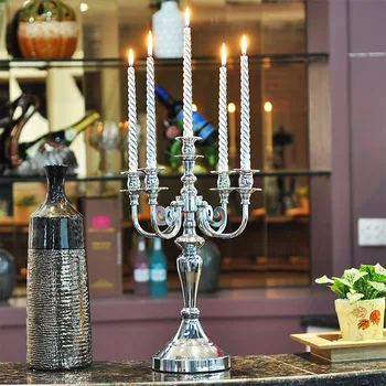 

Luxury European Candle Holders Wedding Dinner Dining Table Golden Romantic Metal Candlestick Decoracao Casa Home Decor MM60ZT
