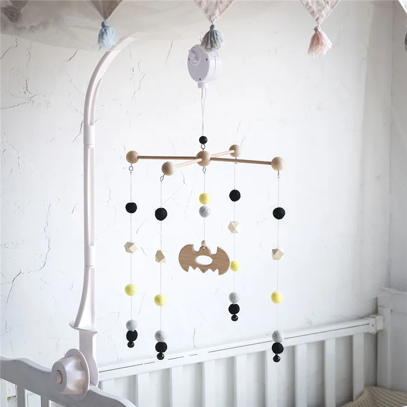 baby mobile age range