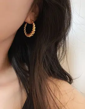 

Timeless Wonder Glam Geo Twist Round Drop Earrings Women Jewelry Punk Gothic Boho Designer Hiphop Top Trendy Runway Ins New 1158