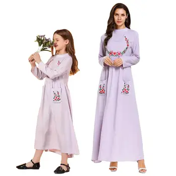 

Girls Muslim Mother Daughter Abaya Islamic Maxi Dress Outfits Robe Parent Child Embroidery Long Sleeve Family Matching Outfits